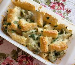 Broccoli Alfredo Rigatoni